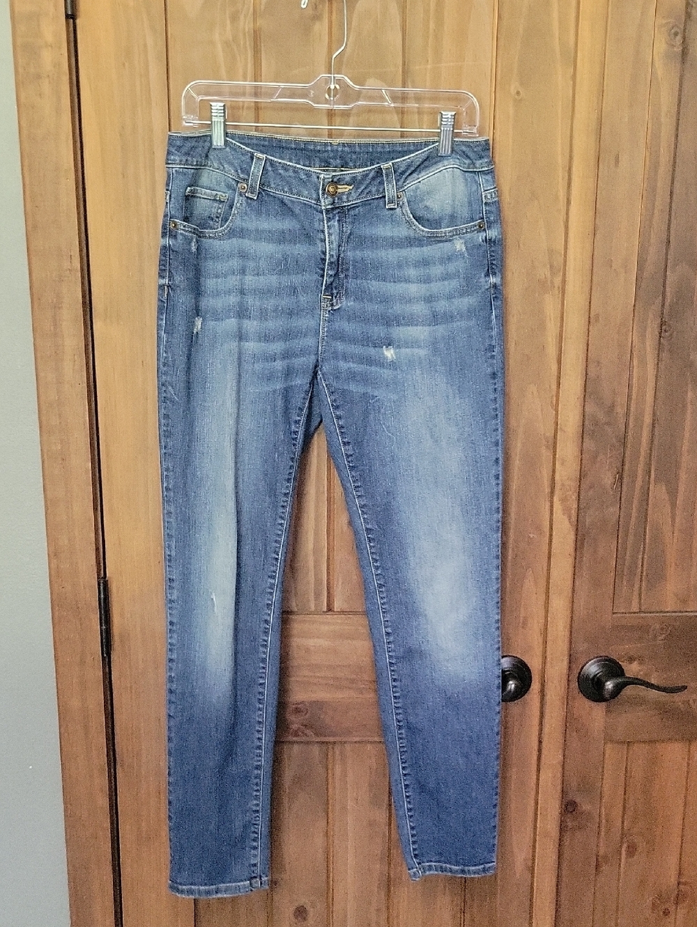 Classic Mid-Rise Blue Women's Jeans